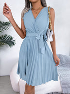 Women's Sleeveless V-neck Solid Color Lace Up Pleated Mini Dress
