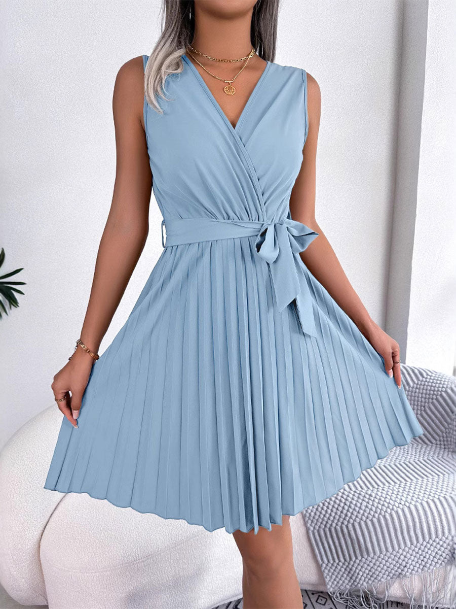 Women's Sleeveless V-neck Solid Color Lace Up Pleated Mini Dress