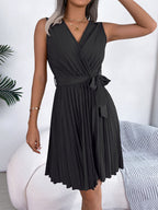 Women's Sleeveless V-neck Solid Color Lace Up Pleated Mini Dress
